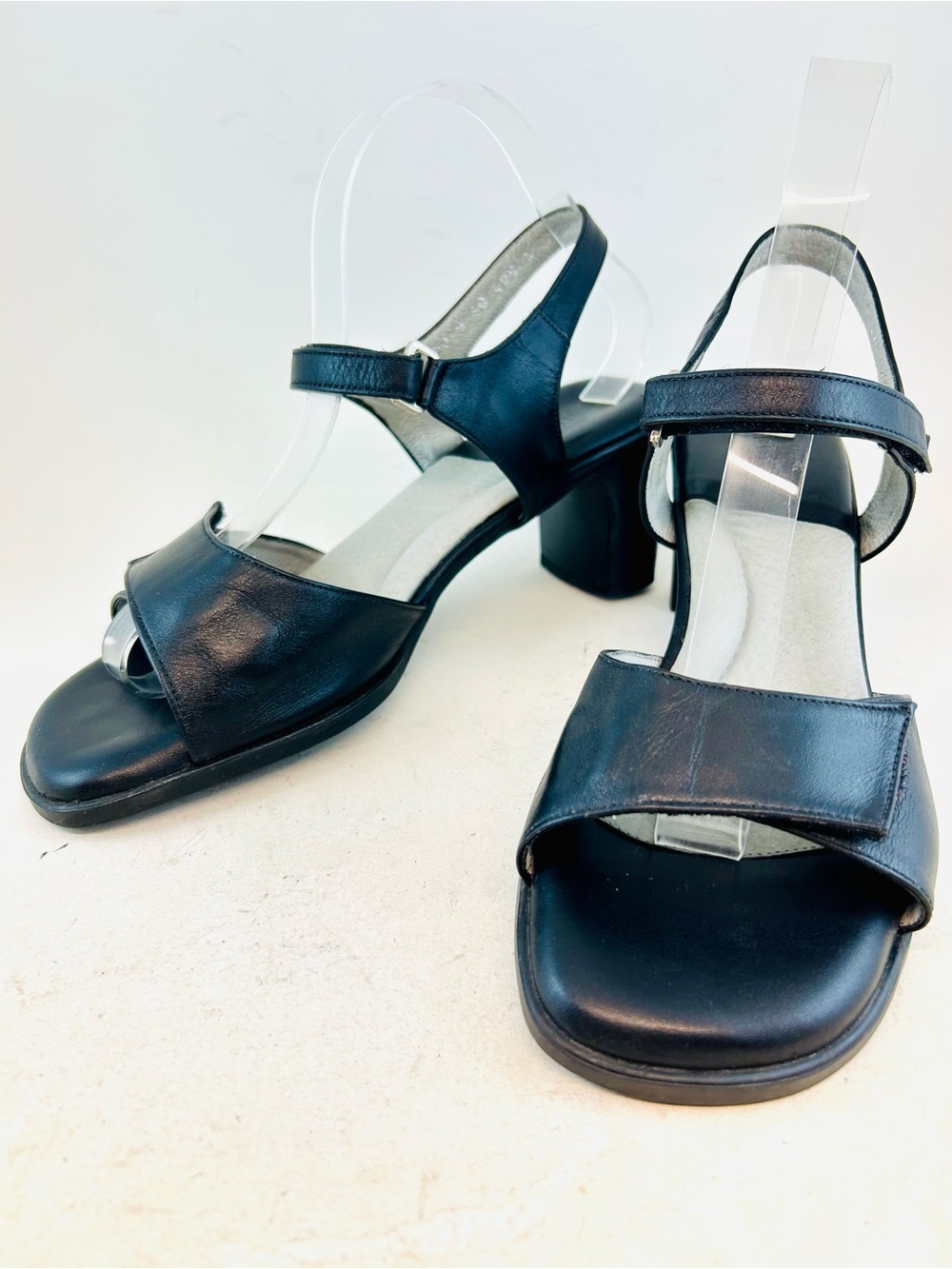 Beautifeel Black Leather Adjustable Strap Open Toe Sandals Heels, size 39 8 8.5
